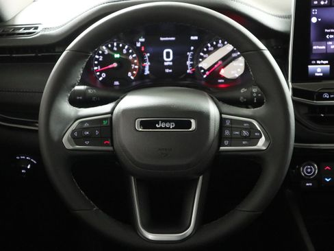 New 2026 Jeep Compass Latitude w/ Quick Order Package 29K image 17