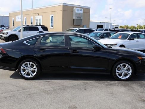 New 2025 Honda Accord LX image 4