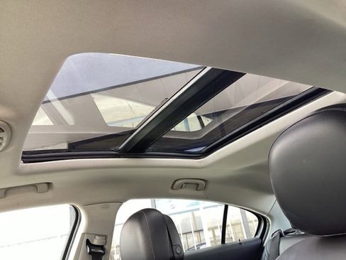 Used 2014 Buick LaCrosse Premium w/ Driver Confidence Package image 26