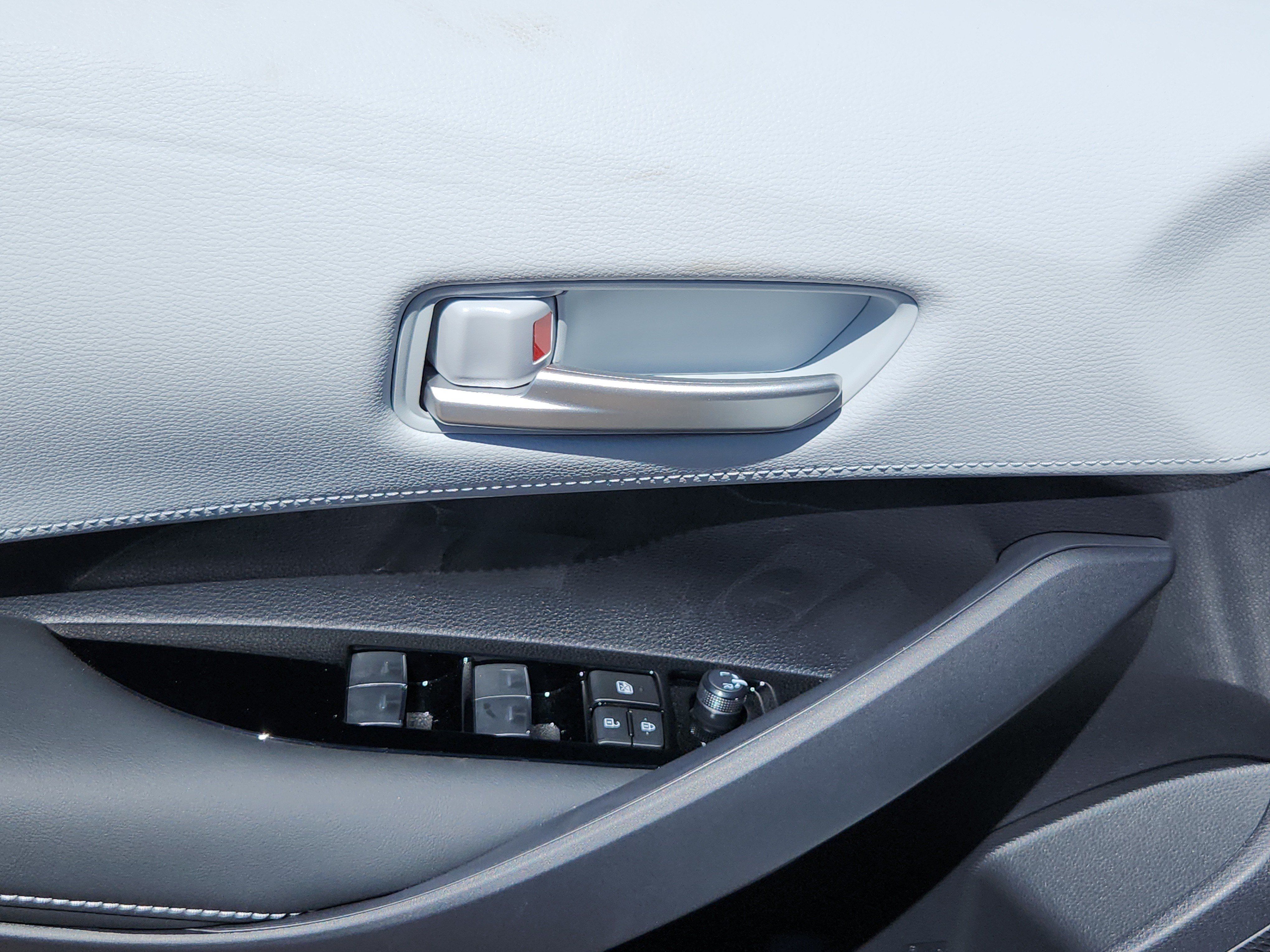 New 2027 Toyota Corolla SE FWD image 8