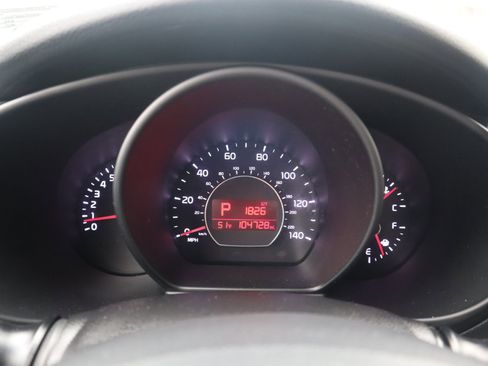 Used 2016 Kia Soul + image 54