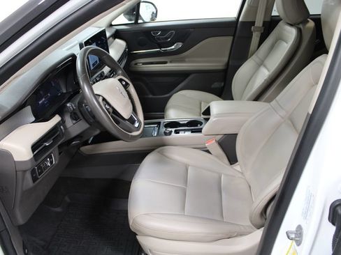 Used 2023 Lincoln Corsair FWD image 23