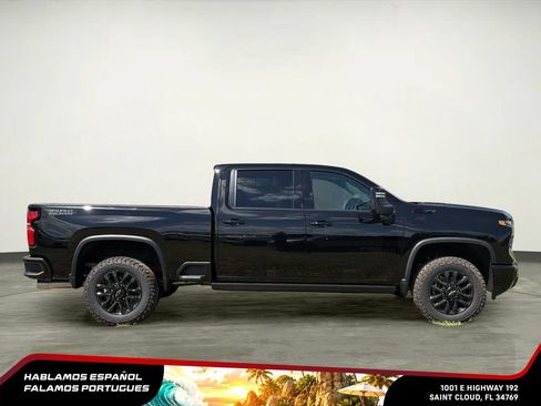 New 2026 Chevrolet Silverado 2500 LTZ w/ LTZ Plus Package AWD/4WD image 7