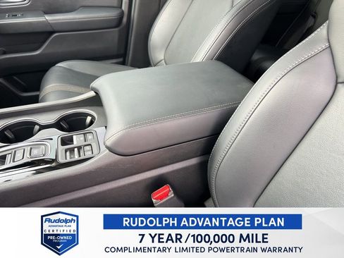 Certified 2025 Honda Pilot Touring image 38