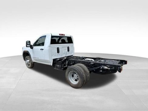 New 2026 GMC Sierra 3500 Pro w/ Convenience Package AWD/4WD image 7