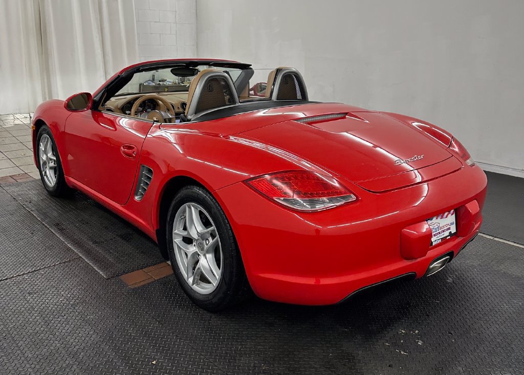 Used 2010 Porsche Boxster RWD image 28