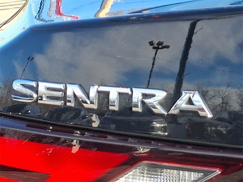 Used 2024 Nissan Sentra SV image 29