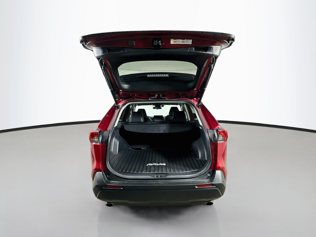 Used 2023 Toyota RAV4 XLE Premium FWD image 37