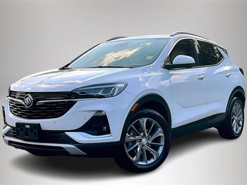 Certified 2022 Buick Encore GX Essence w/ Advanced Technology Package image 3