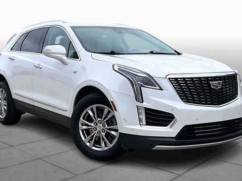 Used 2021 Cadillac XT5 Premium Luxury image 3