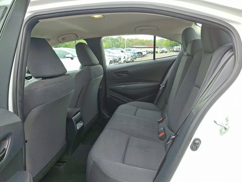 Certified 2023 Toyota Corolla LE image 10