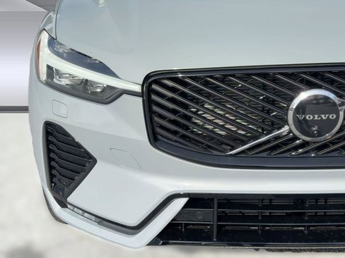 New 2026 Volvo XC60 B5 Ultra w/ Climate Package image 11