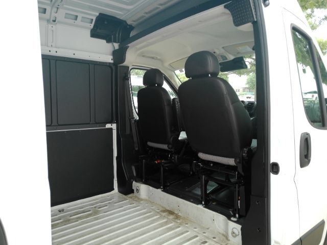 Used 2025 RAM ProMaster 2500 w/ Convenience Group FWD image 6