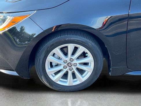Certified 2024 Toyota Corolla LE w/ LE Convenience Package FWD image 25