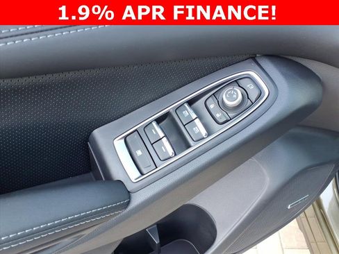 New 2025 Subaru Ascent Limited image 19