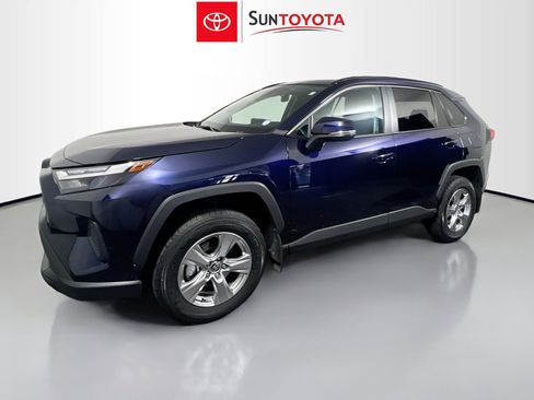 Used 2025 Toyota RAV4 XLE image 9
