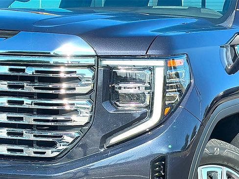 Used 2024 GMC Sierra 1500 Denali w/ Denali Reserve Package RWD image 4