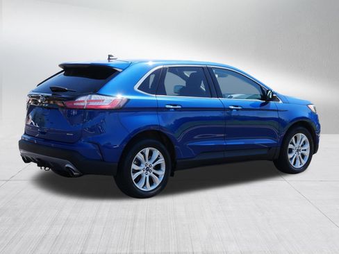 Used 2021 Ford Edge Titanium w/ Class II Trailer Tow Package AWD/4WD image 7