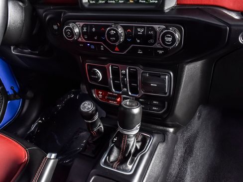 Used 2023 Jeep Wrangler Unlimited Rubicon 4xe AWD/4WD image 25
