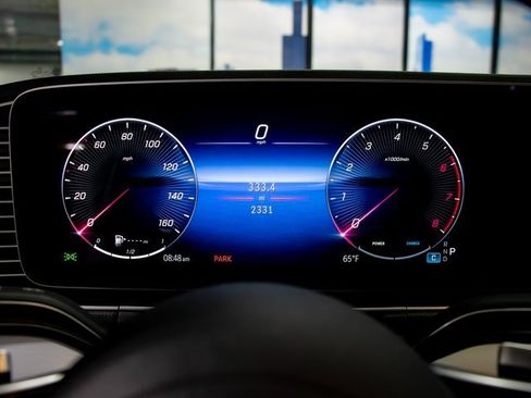 Certified 2025 Mercedes-Benz GLE 450 4MATIC image 18