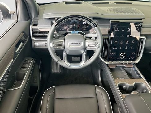 New 2026 GMC Acadia Denali w/ Super Cruise Package FWD image 16