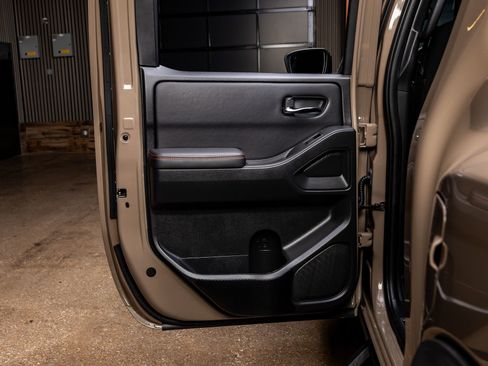 Used 2023 Nissan Frontier Pro-X w/ Technology Package image 37