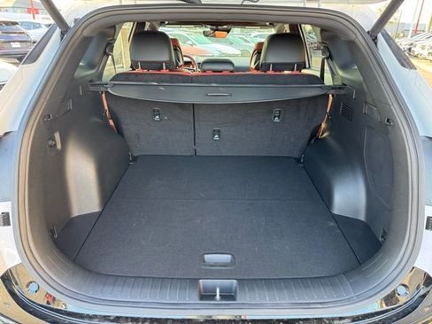 Used 2026 Kia Sportage SX image 11
