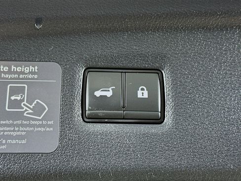 Used 2023 INFINITI QX50 Luxe image 29