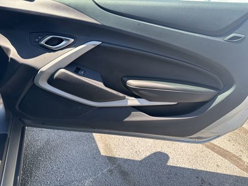Used 2023 Chevrolet Camaro LT RWD image 33