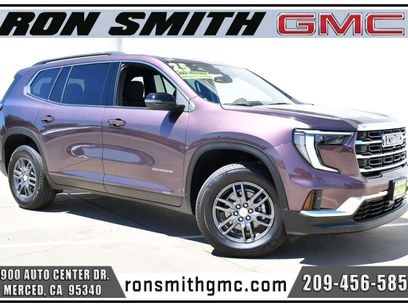 Used 2025 GMC Acadia Elevation
