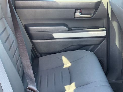 Used 2024 Toyota Tacoma TRD Off-Road image 10