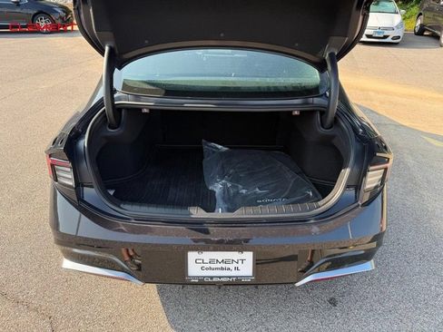 Used 2025 Hyundai Sonata SEL FWD image 6
