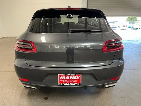 Used 2017 Porsche Macan AWD/4WD image 4