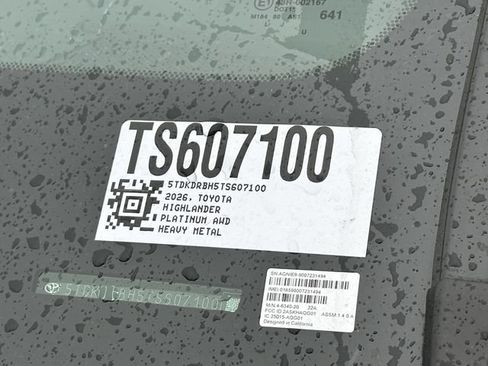 New 2026 Toyota Highlander Platinum AWD/4WD image 31