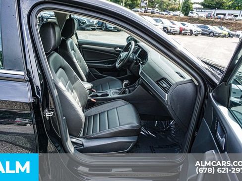 Used 2024 Volkswagen Jetta SE FWD image 22
