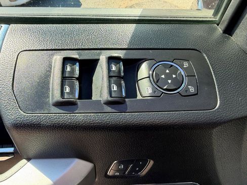 Used 2018 Ford F150 Lariat image 24