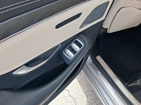 Used 2018 Mercedes-Benz S 560 Sedan image 10