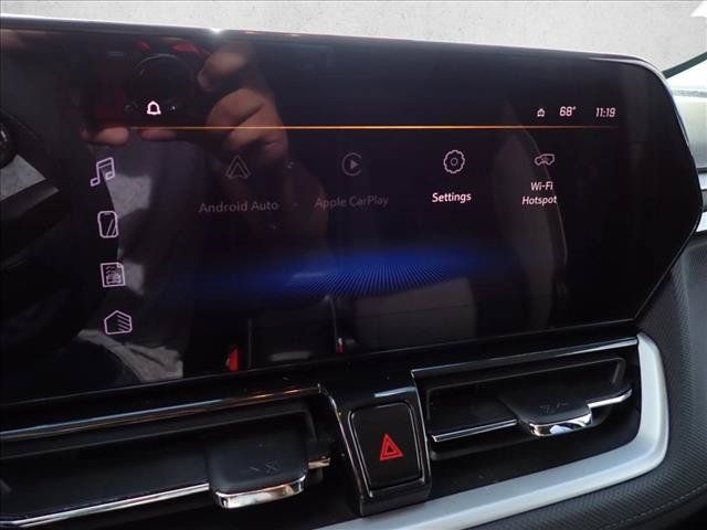 Used 2025 Chevrolet TrailBlazer LT AWD/4WD image 19