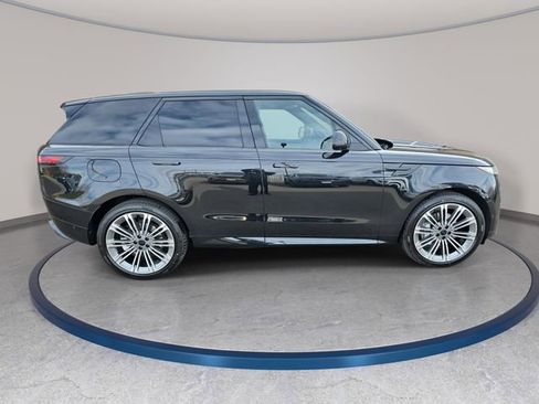 New 2026 Land Rover Range Rover Sport Dynamic SE image 4