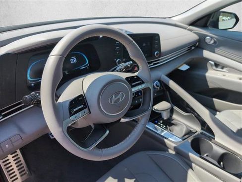 New 2026 Hyundai Elantra SEL Sport Premium image 3