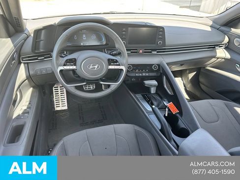 Used 2025 Hyundai Elantra Sport FWD image 25