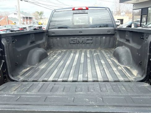 Used 2018 GMC Sierra 1500 SLT w/ SLT Premium Package image 9