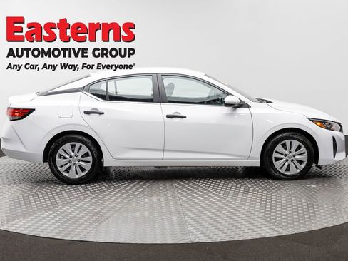 Used 2024 Nissan Sentra S FWD image 4