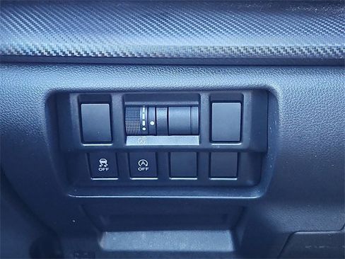 Certified 2021 Subaru Crosstrek 2.0i Premium w/ Popular Package #2 image 27