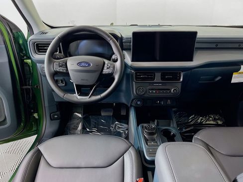 New 2025 Ford Maverick Lariat w/ Black Appearance Package image 26