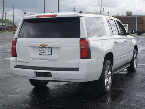 Used 2015 Chevrolet Suburban LT RWD image 20