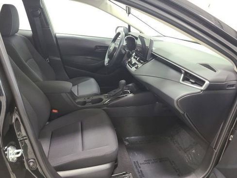 Used 2023 Toyota Corolla LE FWD image 12