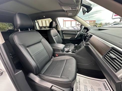 Used 2021 Volkswagen Atlas SE AWD/4WD image 43