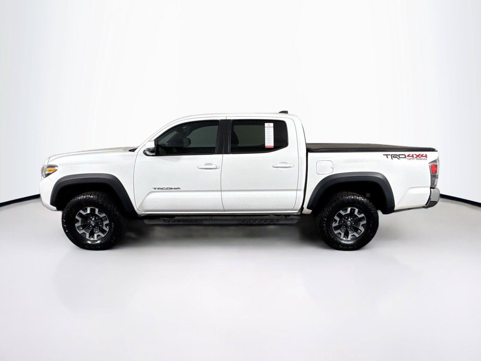 Certified 2023 Toyota Tacoma TRD Off-Road AWD/4WD image 12