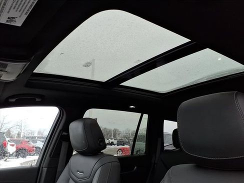 Used 2024 Cadillac XT6 Premium Luxury image 16